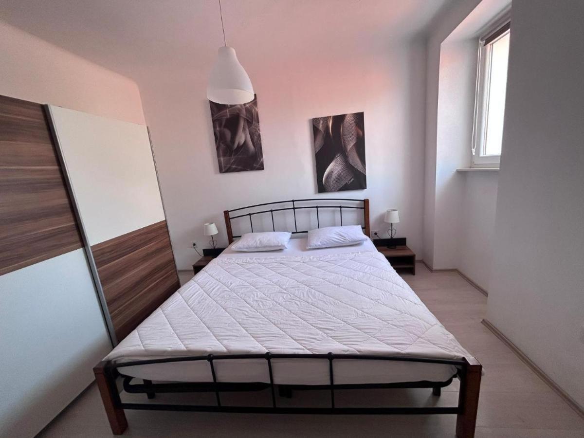 Holiday Home Omišalj Eksteriør billede