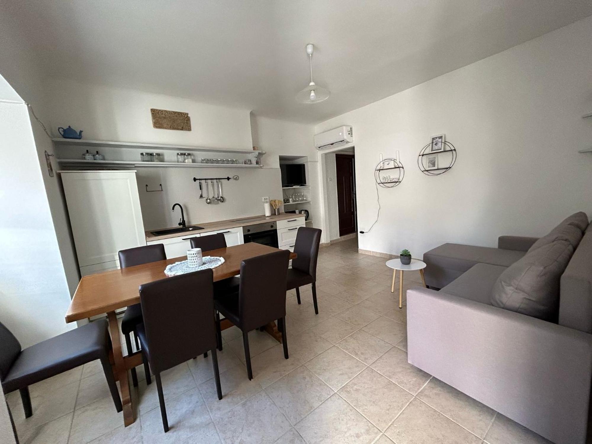 Holiday Home Omišalj Eksteriør billede
