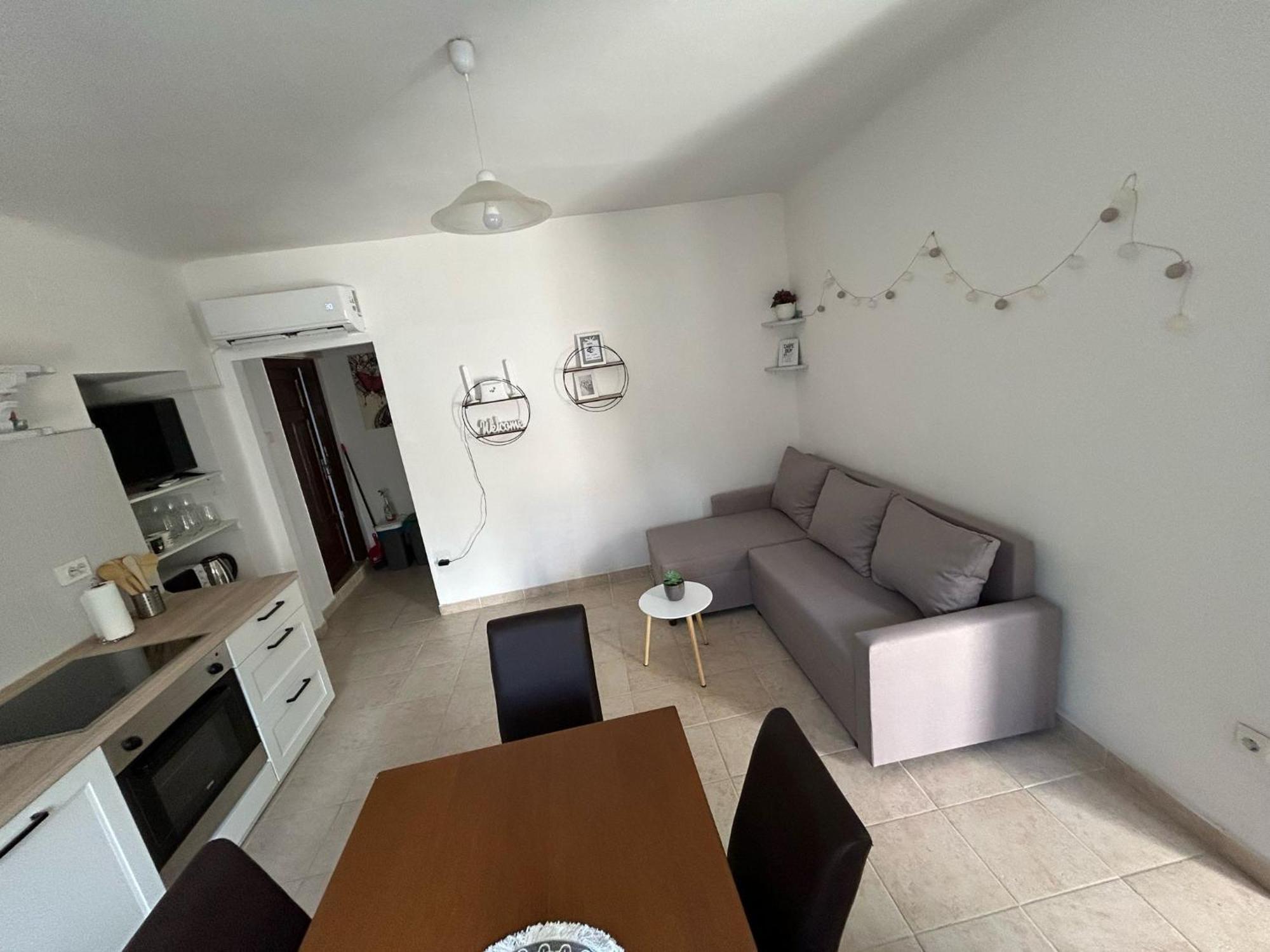 Holiday Home Omišalj Eksteriør billede